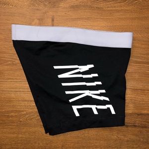 Nike Short Shorts